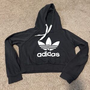 Cropped Black Adidas sweatshirt